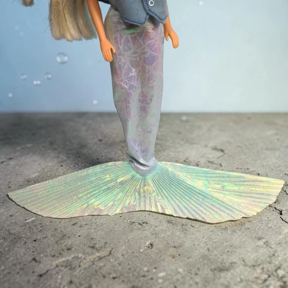 Vintage 1991 Mattel Barbie Mermaid Doll Blonde Tinsel Hair Iridescent Tail 1966